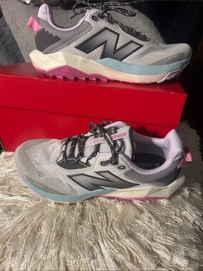 New Balance Women's Gray, Pink & Light Blue Trail Sneakers